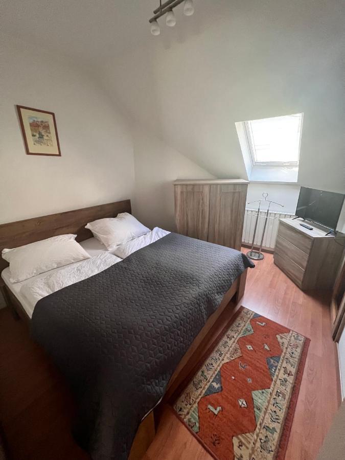 Apartment Kisvolgy Егер Екстериор снимка